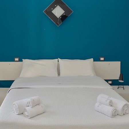 Rooms 19 - Rooms And Breakfast Палермо Экстерьер фото