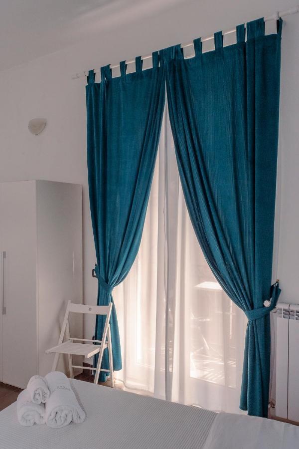 Rooms 19 - Rooms And Breakfast Палермо Экстерьер фото